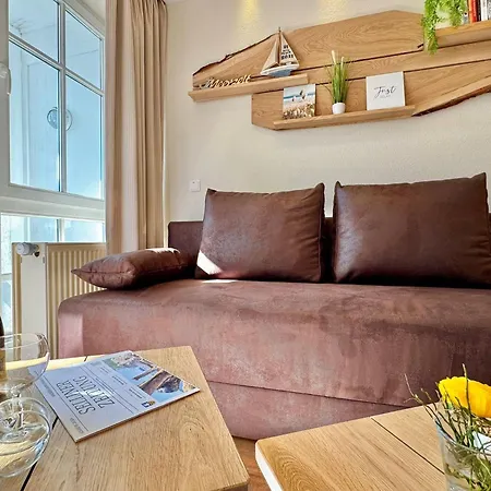In Mit Balkon In Suedostlage Apartment *