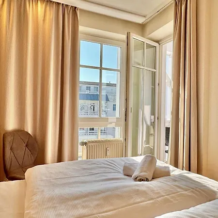 In Mit Balkon In Suedostlage Apartment Sellin (Rugen)